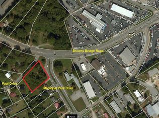 2002 Memorial Park Dr, Gainesville, GA 30504