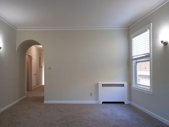 3rd image of 1440 Floribunda Ave #103