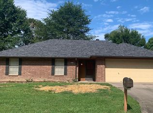 518 N 35th St, Rogers, AR 72756
