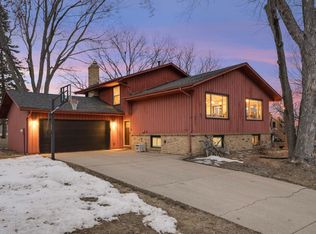 10312 Little Cir, Bloomington, MN 55437