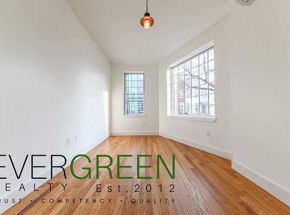 4th image of 1285 Madison St #R3