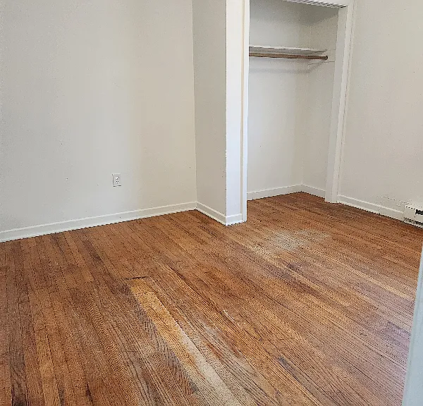 4835 N Old Laurens Rd #F — Photo 6