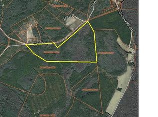 Cartwheel Rd, Mullins, SC 29574