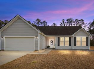 2010 Triple Crown Ln, Ridgeville, SC 29472
