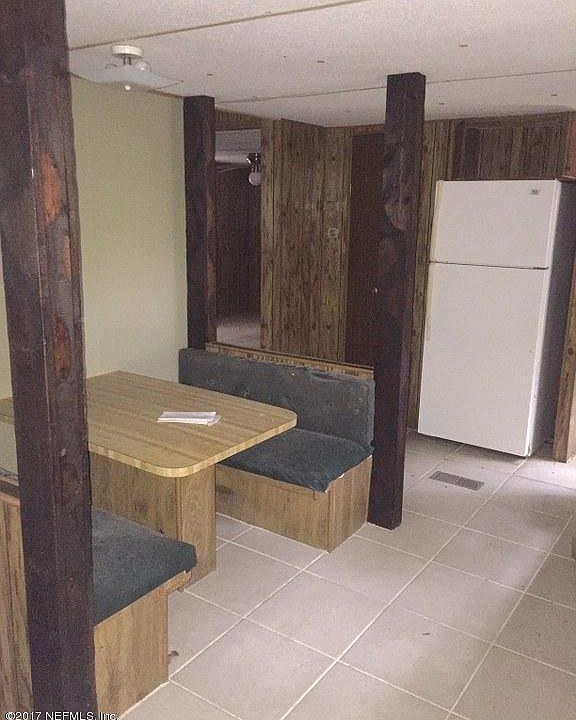 2nd image of 7545 Golf St