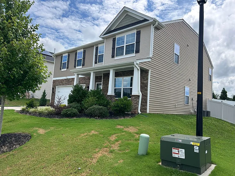 356 Bryson Blvd — Photo 3