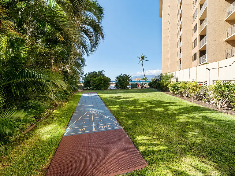 Lower Honoapiilani Rd — Photo 25
