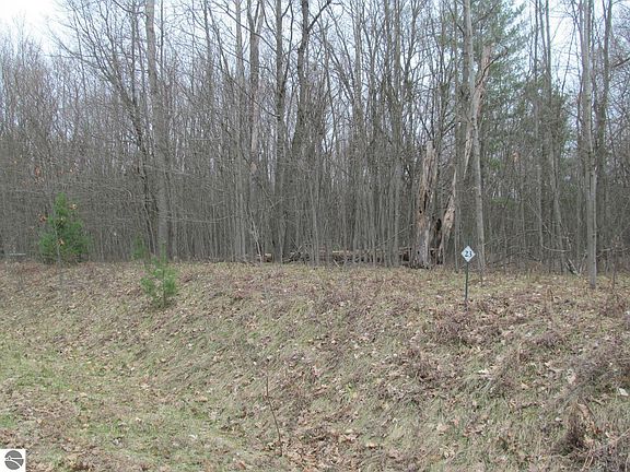 2nd image of LOT 23 River Woods Rd #23