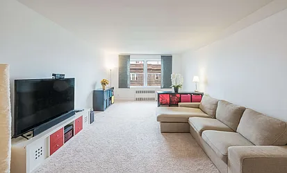 Sold by Winzone Realty Inc