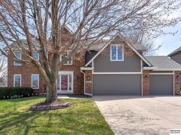 14011 Parker St, Omaha, NE 68154