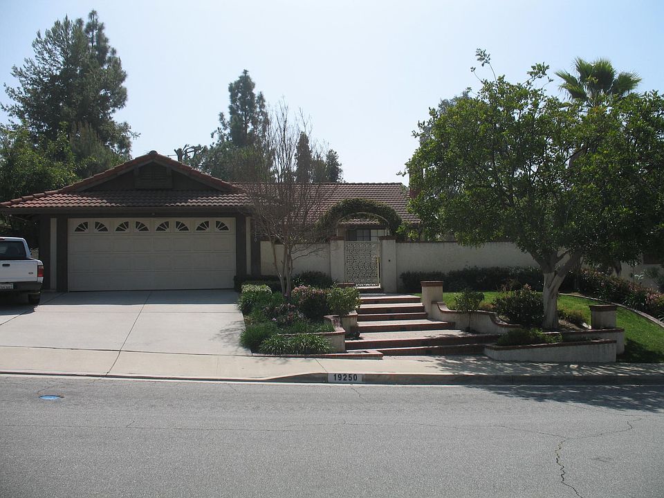1st image of 19250 Lydle Creek Pl