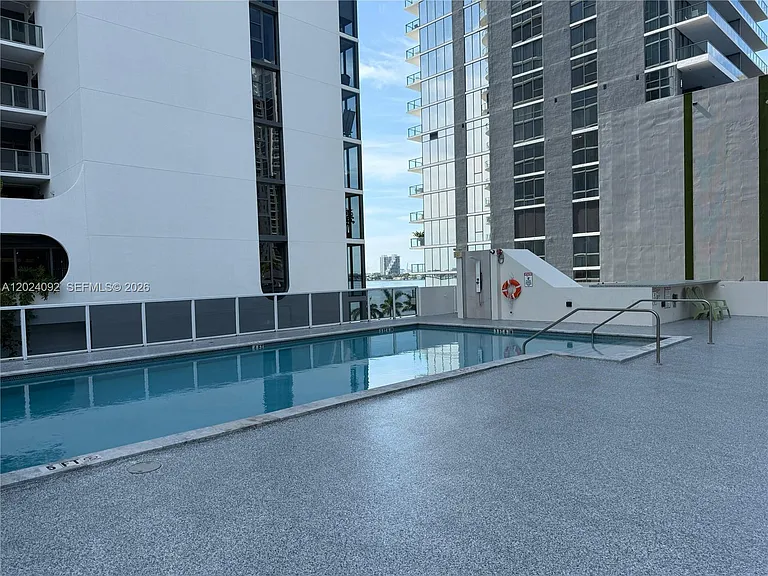 601 NE 23rd St #804 — Photo 34