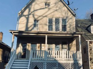 8029 S Escanaba Ave, Chicago, IL 60617