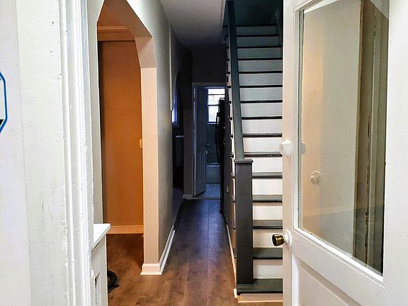5th image of 433 Mallory Ave