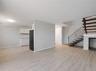 32 Alpine Dr APT G, Wappingers Falls, NY 12590