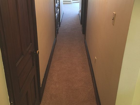 3rd image of 412 W 1st Ave #A