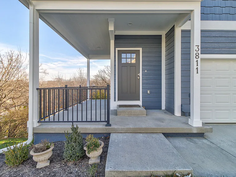 3859 S Thompson St — Photo 9