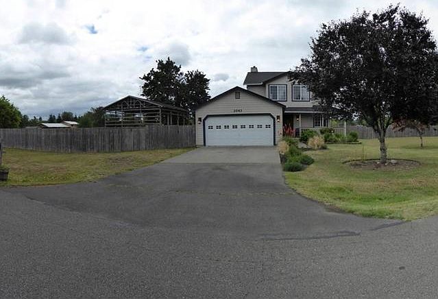 1st image of 3043 Loma Vista Ln SE