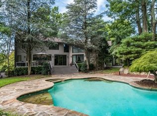 29 Vanderbilt Dr, Livingston, NJ 07039