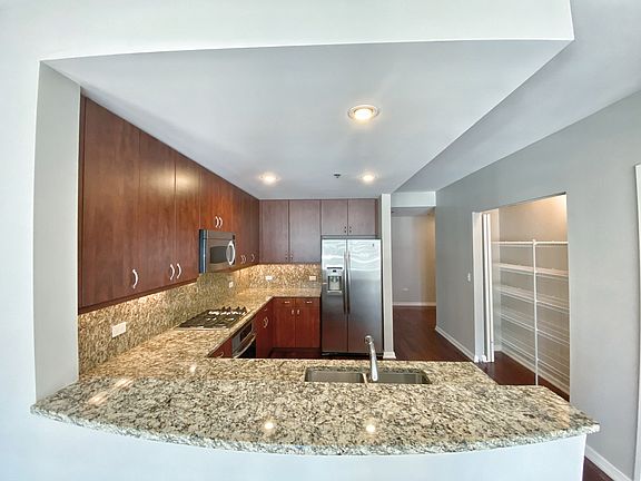 3rd image of 160 E Illinois St APT 1902