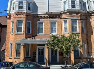 3449 Ward St ROOM 1, Pittsburgh, PA 15213