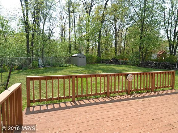 4th image of 1610 E Jefferson Ct