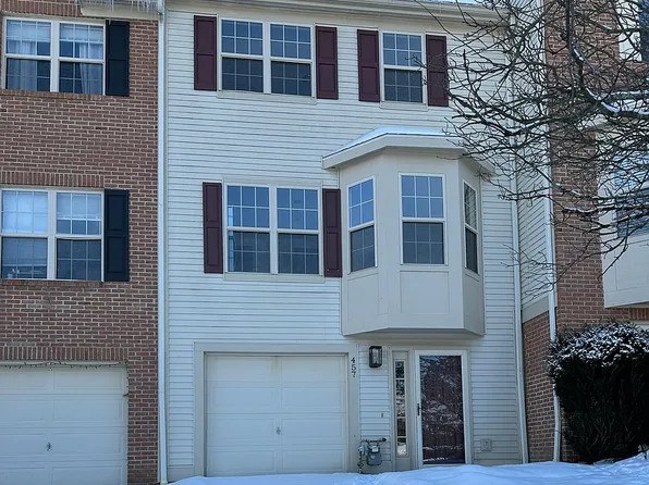 457 Georgetown Ct, Seven Fields, PA 16046