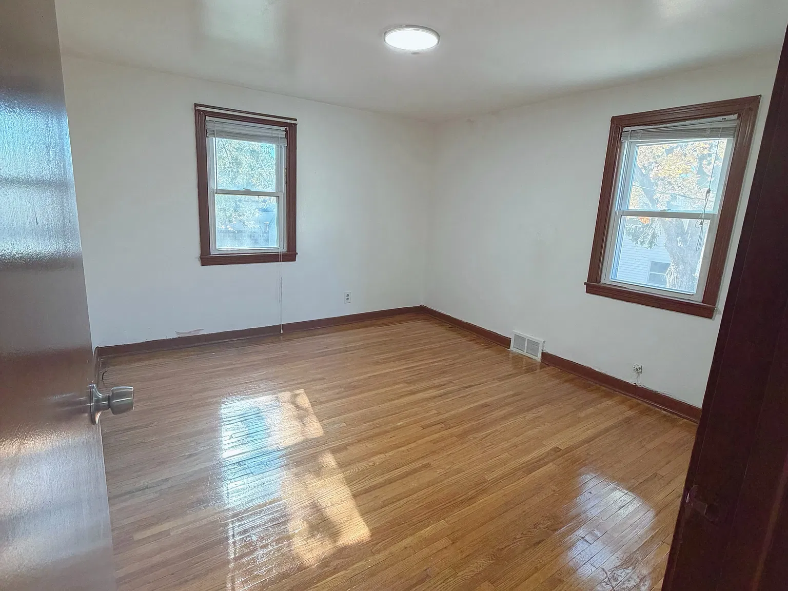 235 Wagner Ave — Photo 3
