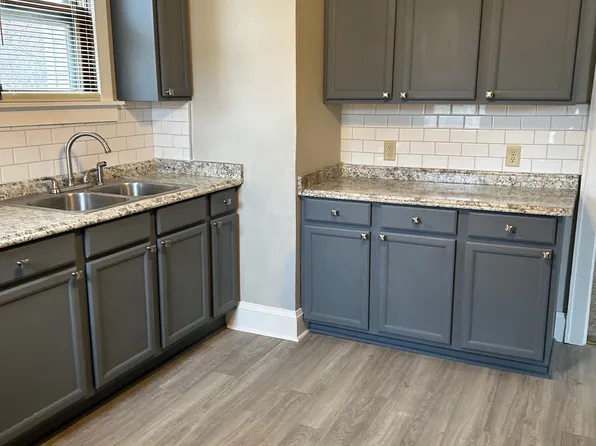 3040 S Hanson Ave, Milwaukee, WI 53207