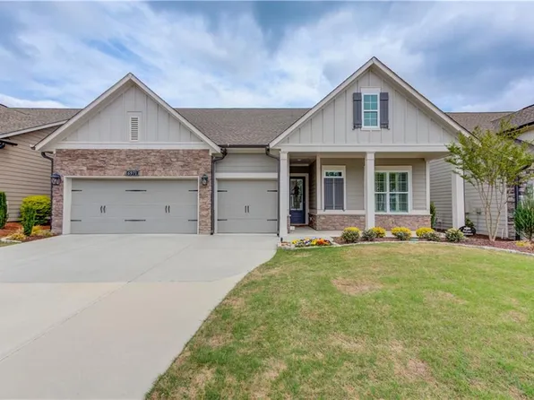 6971 Scenic Overlook Trce, Flowery Branch, GA 30542