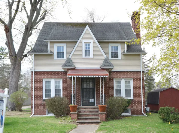 601 N Kalamazoo St, Paw Paw, MI 49079