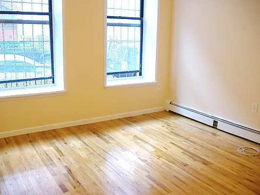 Rented by Reliance Realty Partners LLC  | media 14