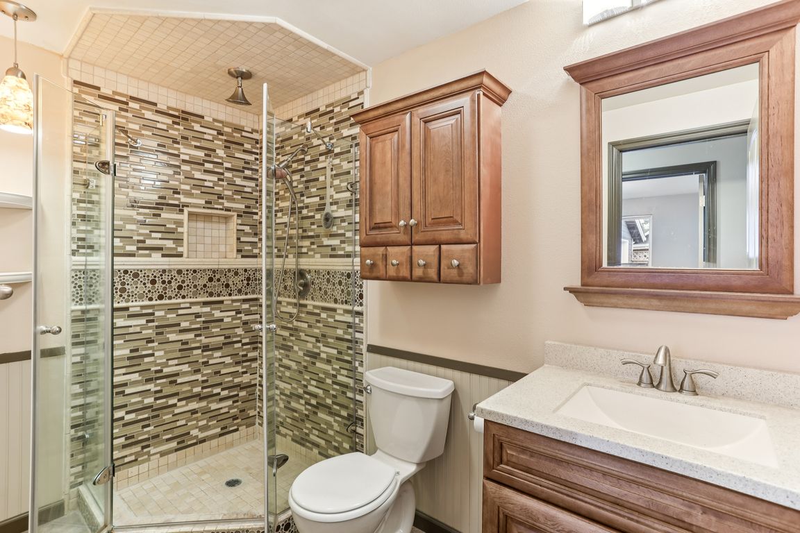 next background image