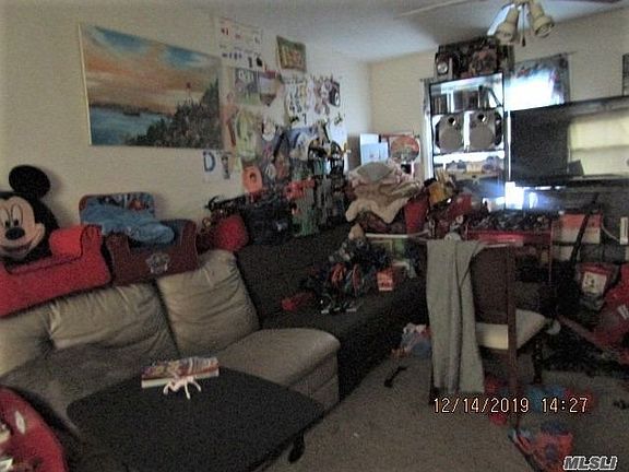 2nd image of 240 Evergreen Ave