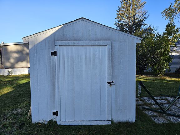 4th image of 2799 Frank St #146