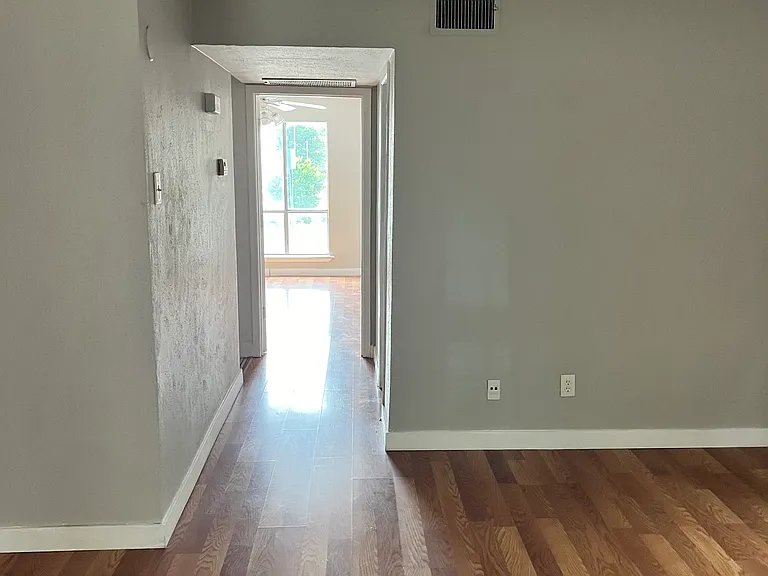 4429 Bowser Ave #105 — Photo 2