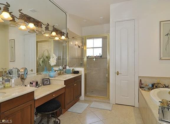 5th image of 505 Avellino Isles Cir APT 38201