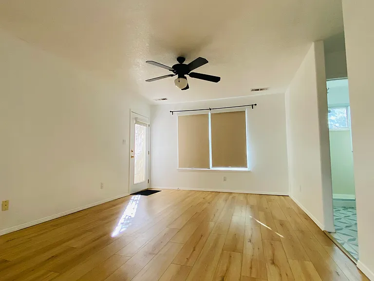 1729 Cliffside Dr NW — Photo 5