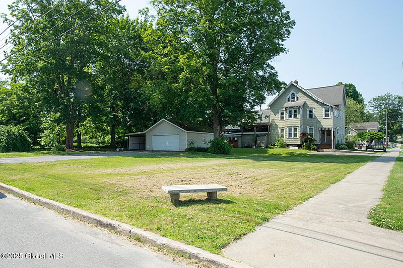 2nd image of 142 South Street