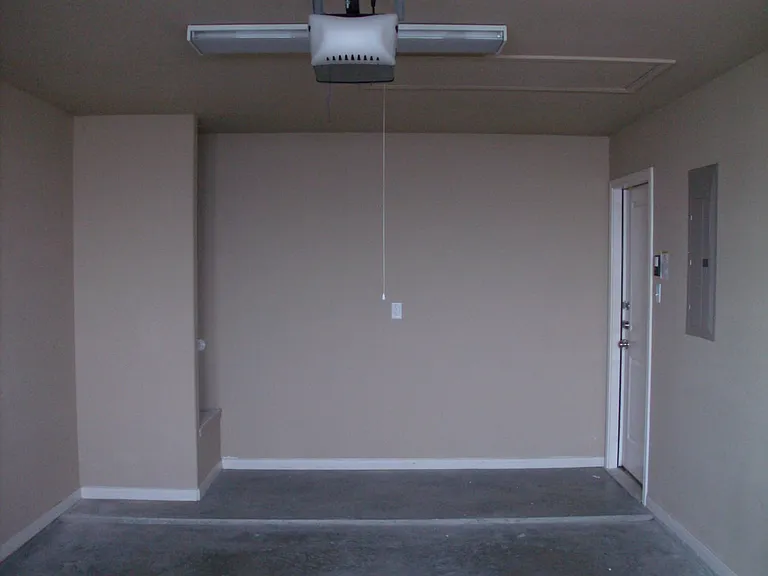 3102B Lineage Loop — Photo 16