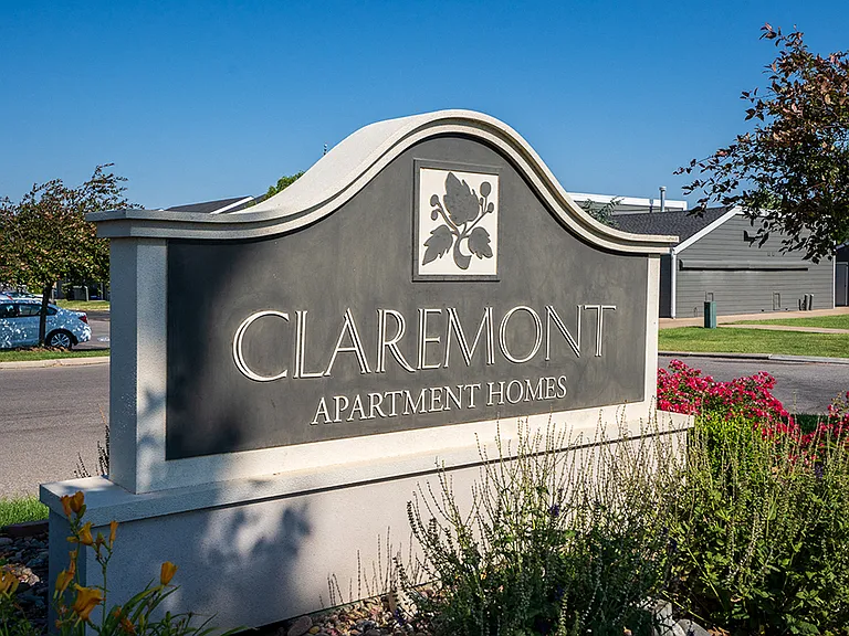 Claremont — Photo 35