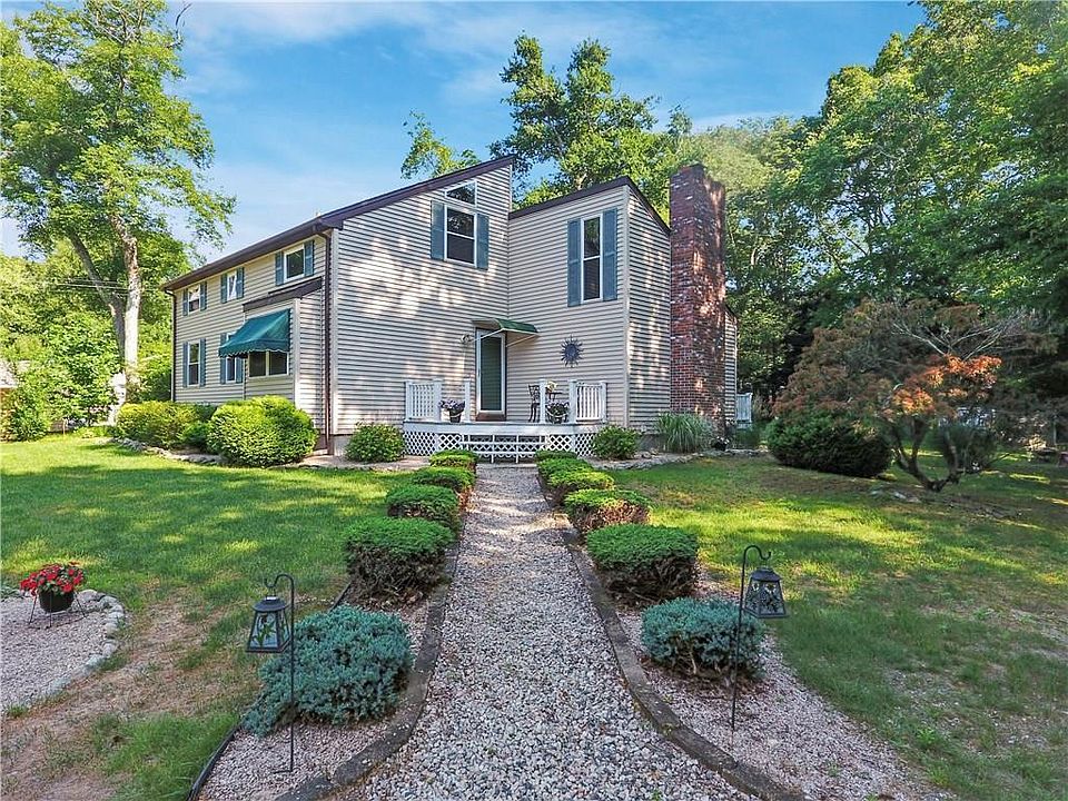 1st image of 163 Parkwood Dr