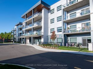 1696 Fiddlehead Pl #205, London, ON N6G 2V7