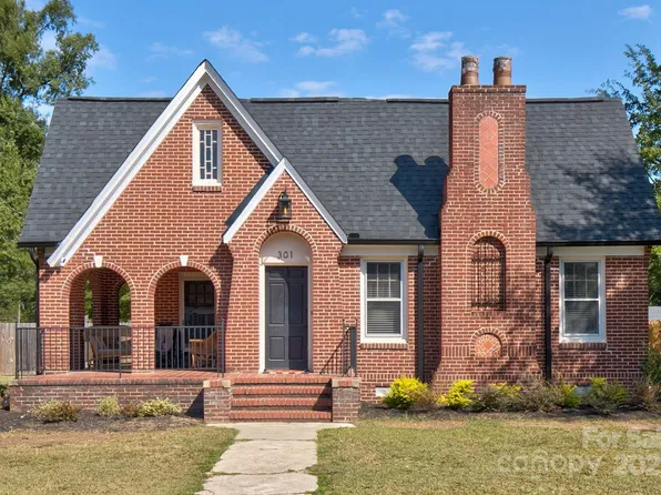 301 E Church St, Kershaw, SC 29067