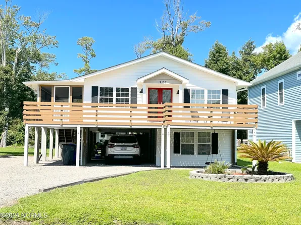 325 NE 57th Street, Oak Island, NC 28465