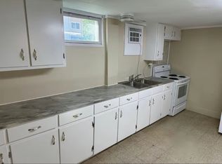 313 Regal Court Bath 1 #2-709, Bellville, TX 77418