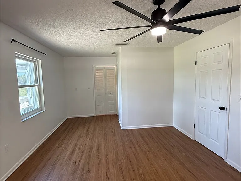 6304 Expedition Ave — Photo 12