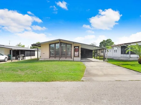 38710 Granger Ln, Zephyrhills, FL 33542