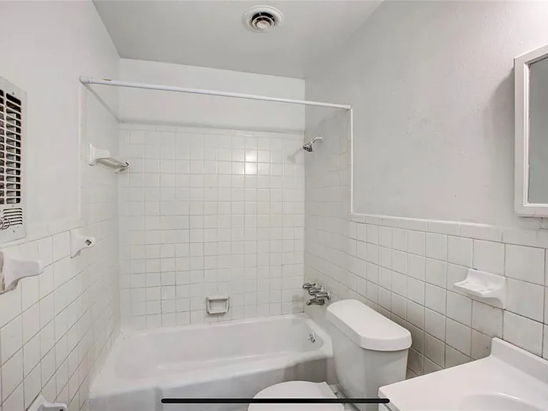 3703 Seabrook St #3 — Photo 8
