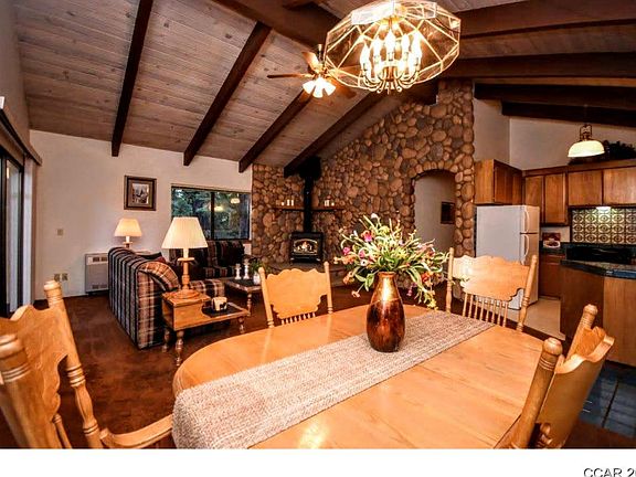 4th image of 3025 Navajo Dr
